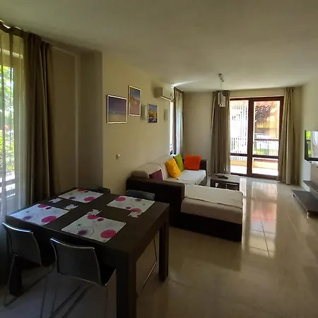 Апартаменты Star Dreams With Glass Veranda Свети-Влас