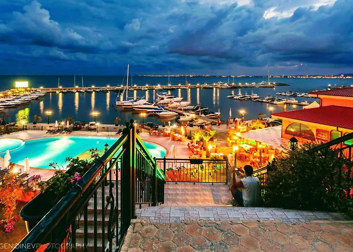 Star Dreams With Glass Veranda *